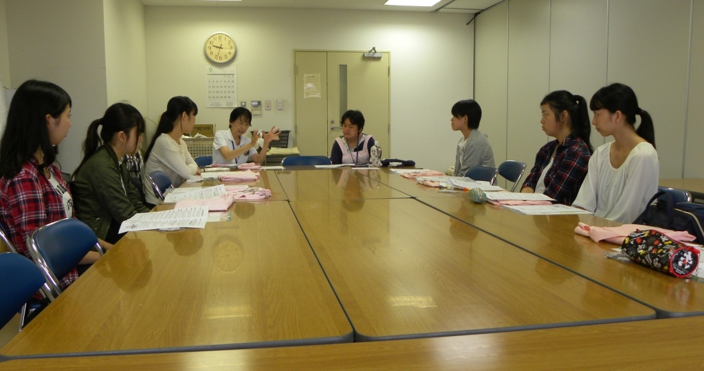 足浴ボランティアを行いました