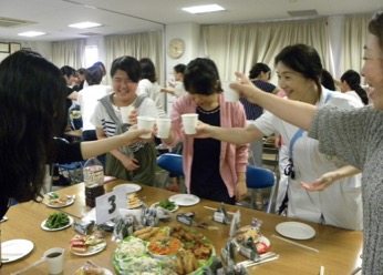 入職して3か月、卒1看護師全員元気に働いています！！！｜看護学生サイト 船橋二和病院・千葉健生病院