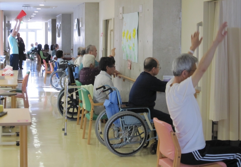 病棟での生活すべてがリハビリテーションです 病棟での生活すべてがリハビリテーションです